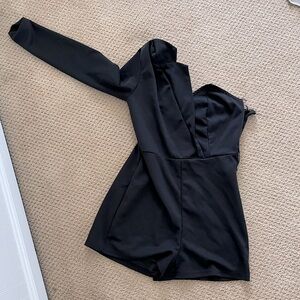 One shoulder fancy romper